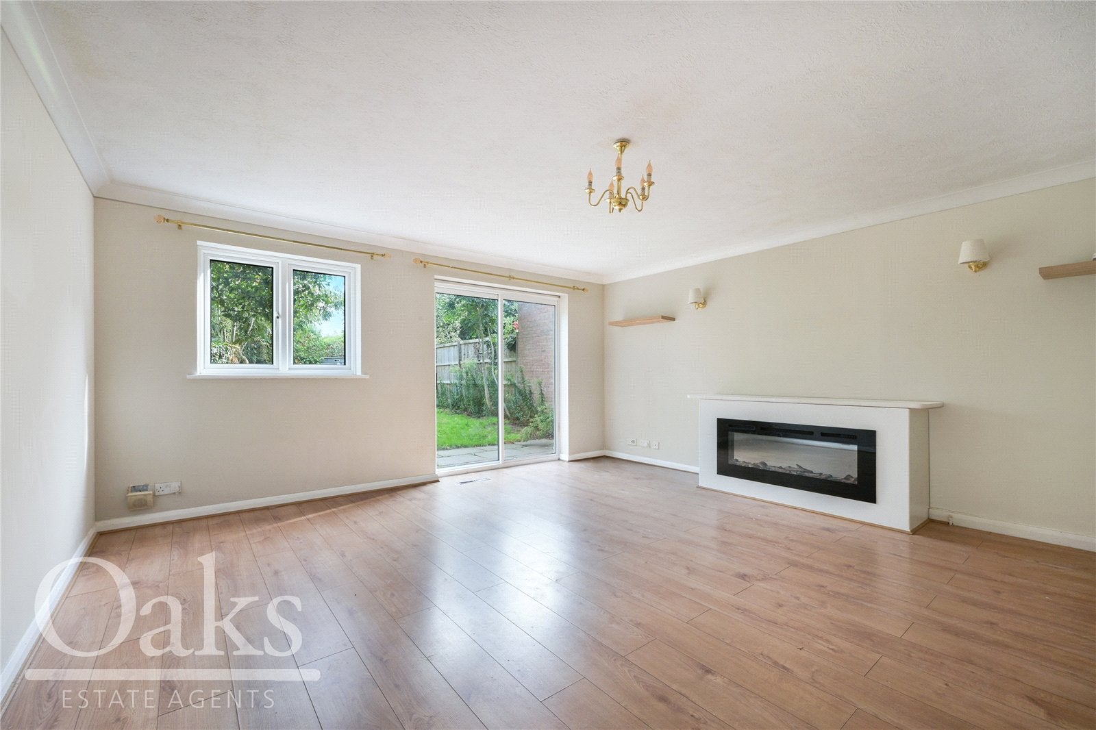 House Littlebrook Close in Greater London