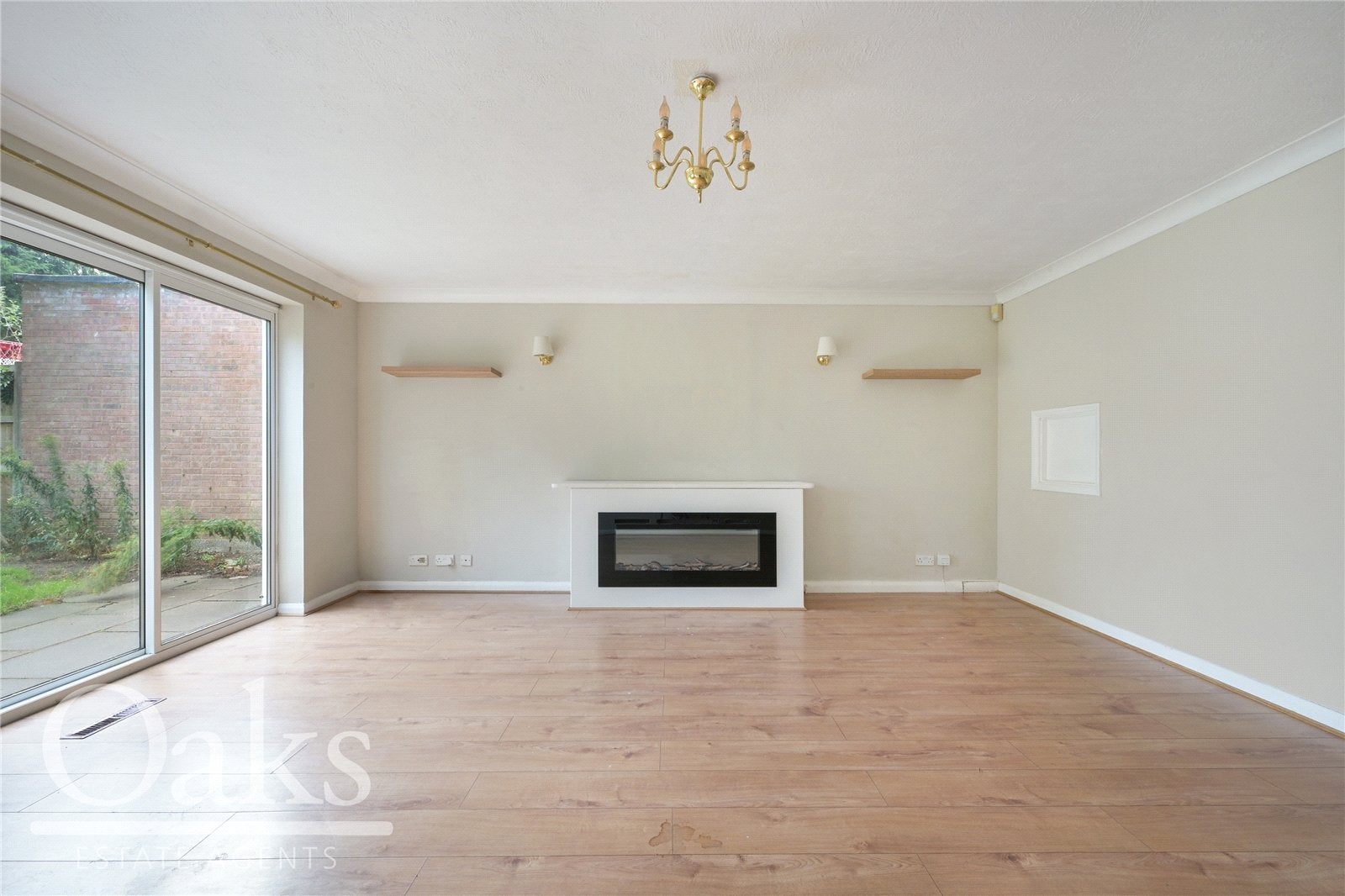 House Littlebrook Close in Greater London