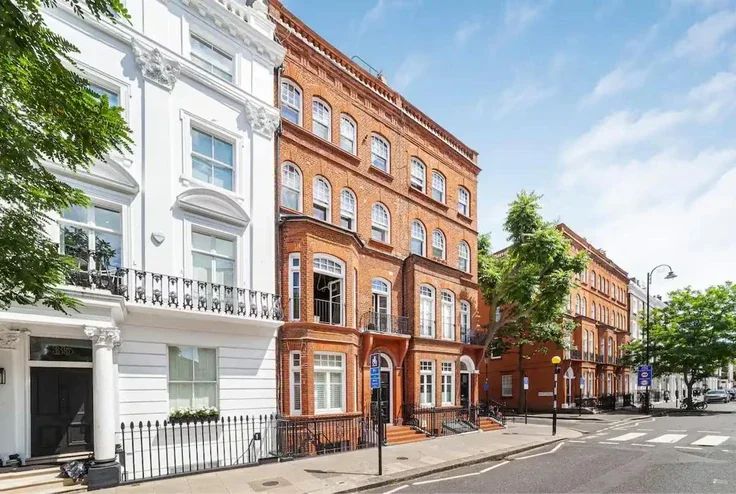 Flat Oakley Street in Greater London