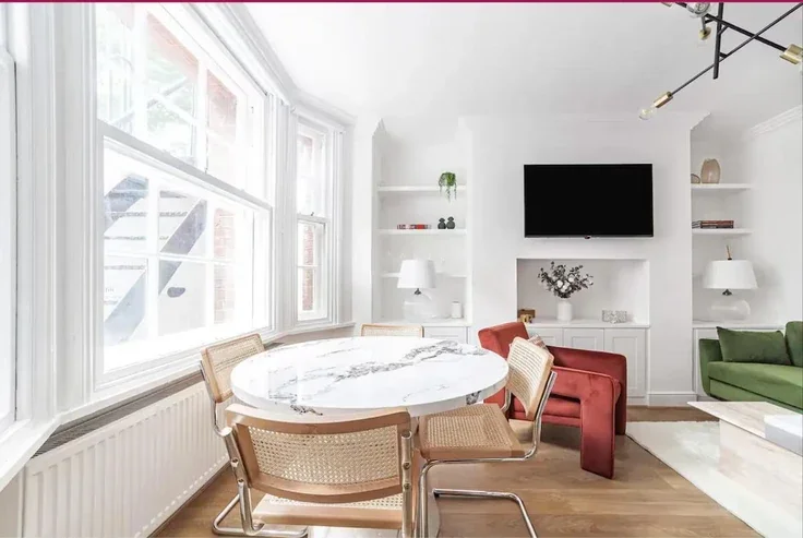 Flat Oakley Street in Greater London