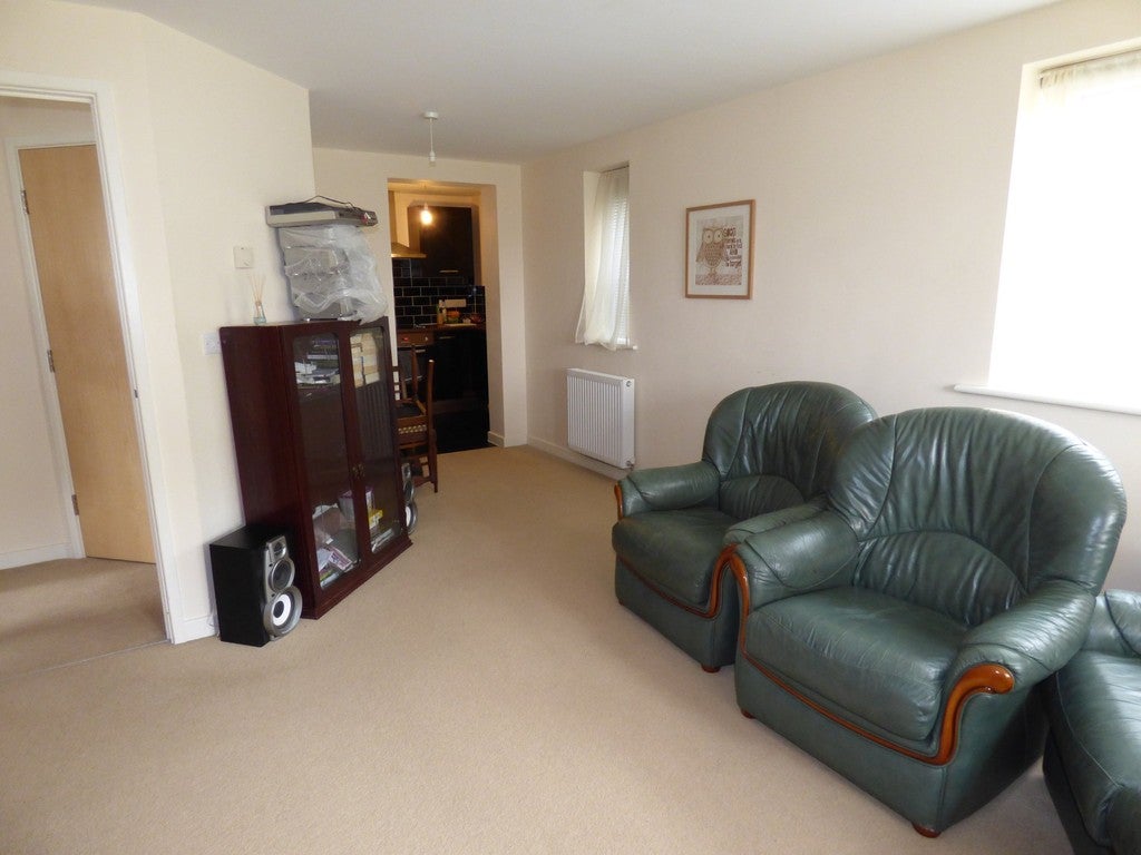 Flat St Marychurch Road in Teignbridge
