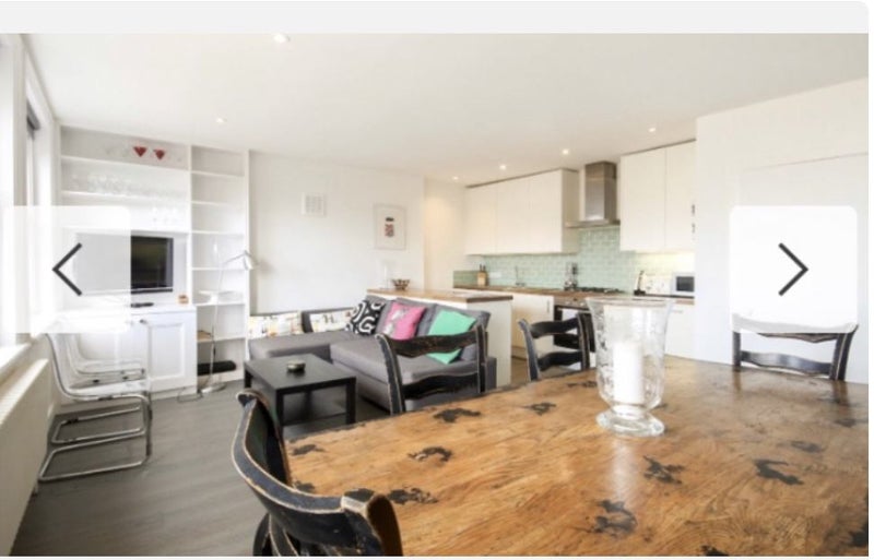 Flat Powis Square in Greater London
