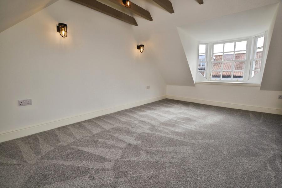 Flat Innes Close in Dunbar