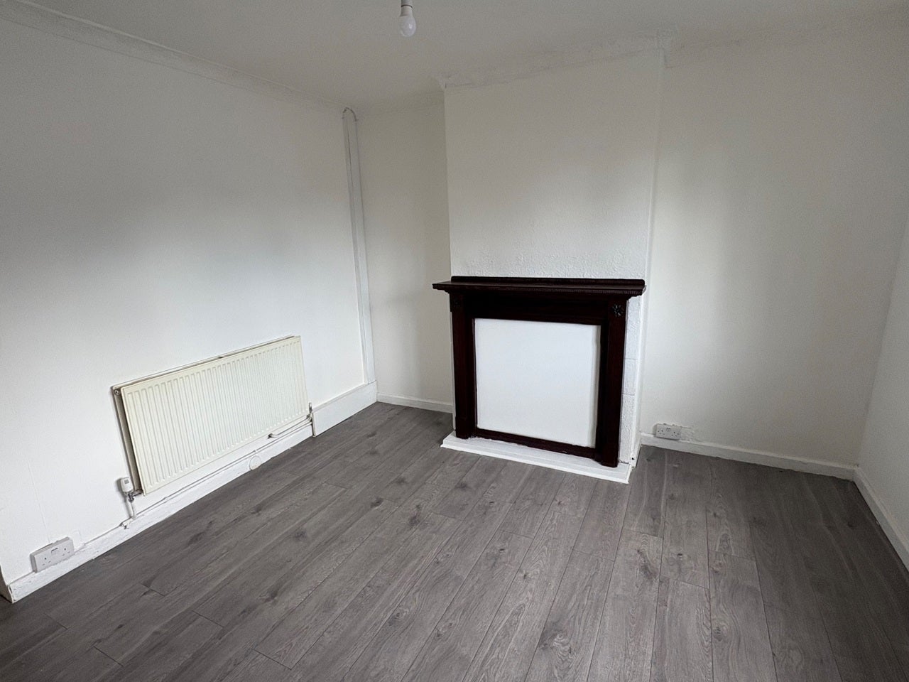 House Howbury Lane in Greater London