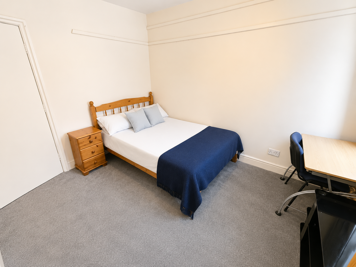 Room Ecclesall Road in Sheffield