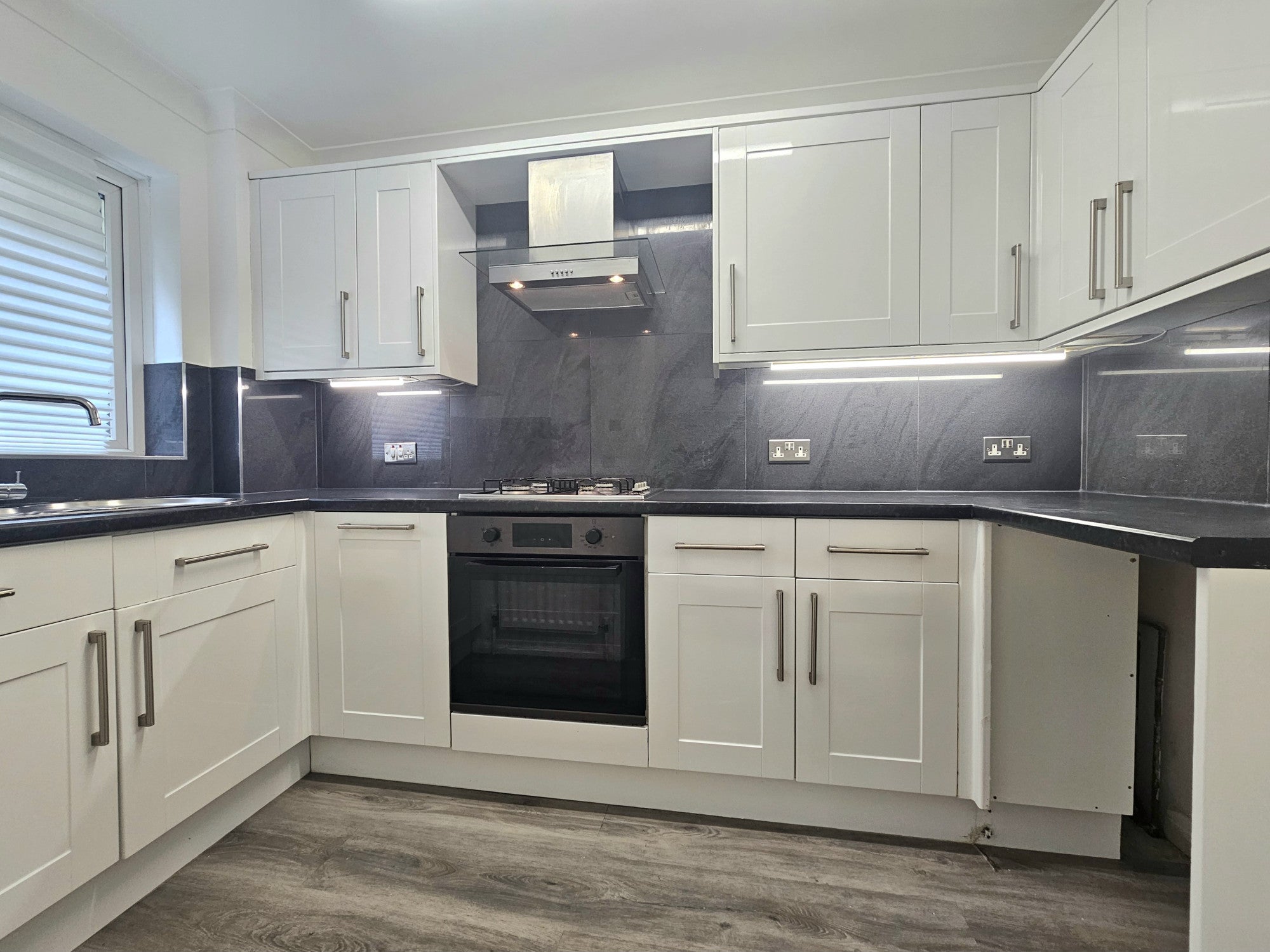 Flat Westmoreland Road in Greater London