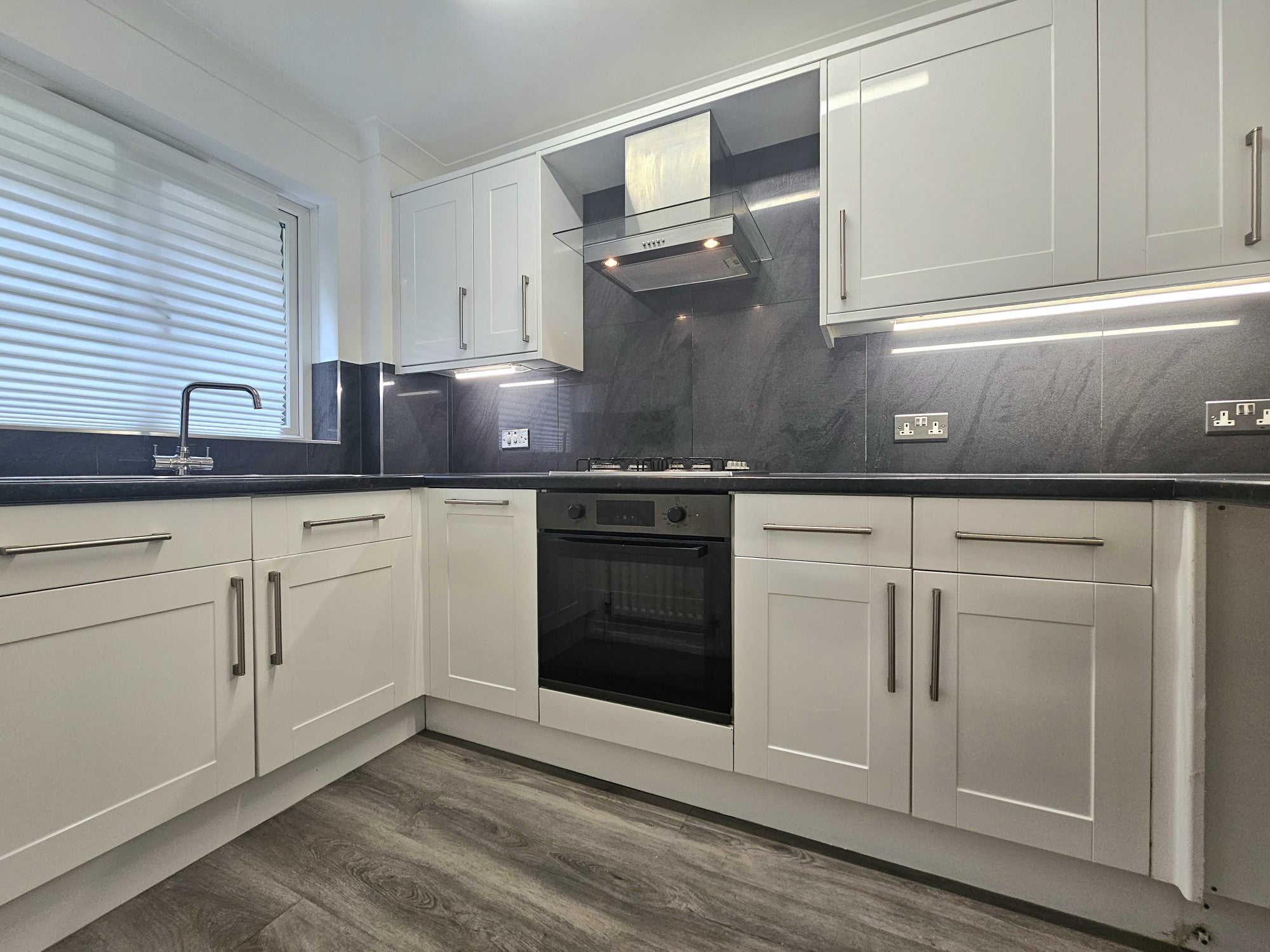 Flat Westmoreland Road in Greater London