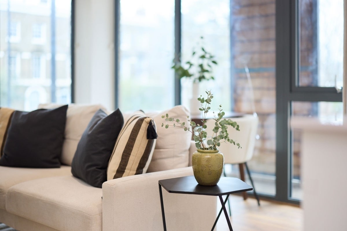 Flat Carlton Grove in Greater London