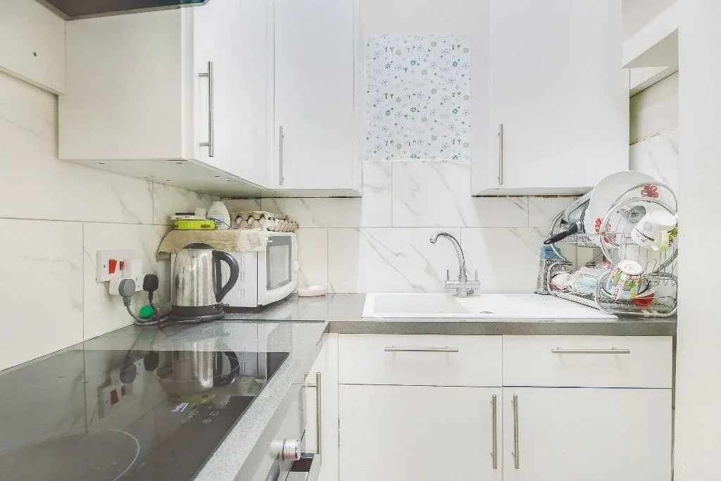 Flat Lillie Road in Greater London
