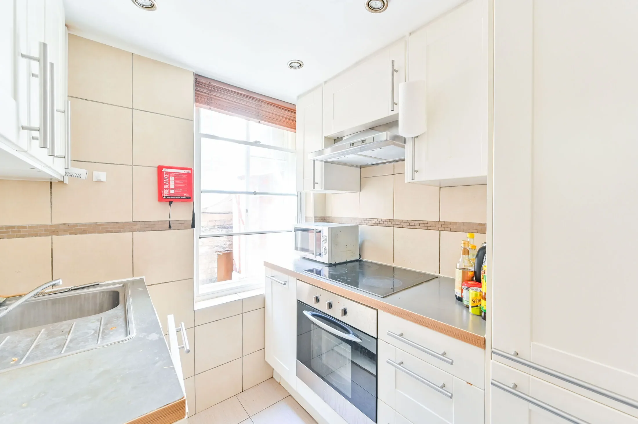 Flat Hunter Street in Greater London