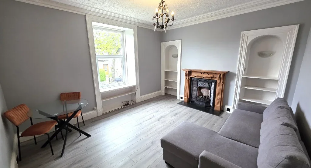 Flat Holburn Road in Aberdeen City