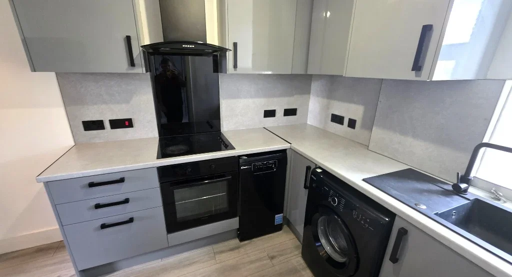 Flat Holburn Road in Aberdeen City