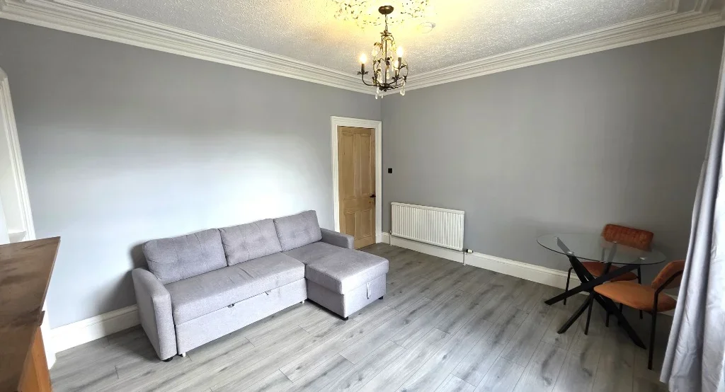 Flat Holburn Road in Aberdeen City