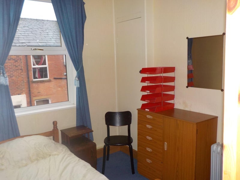 Room Salisbury Road in Preston