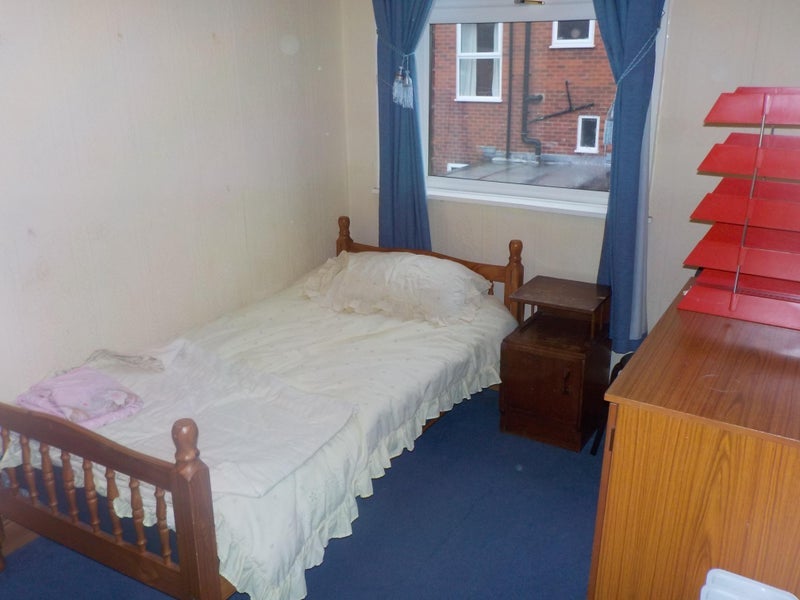 Room Salisbury Road in Preston