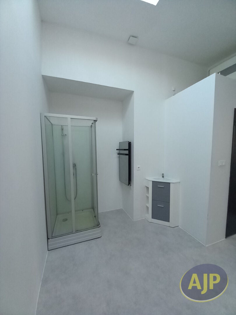 Appartement D 74 à Coulaures