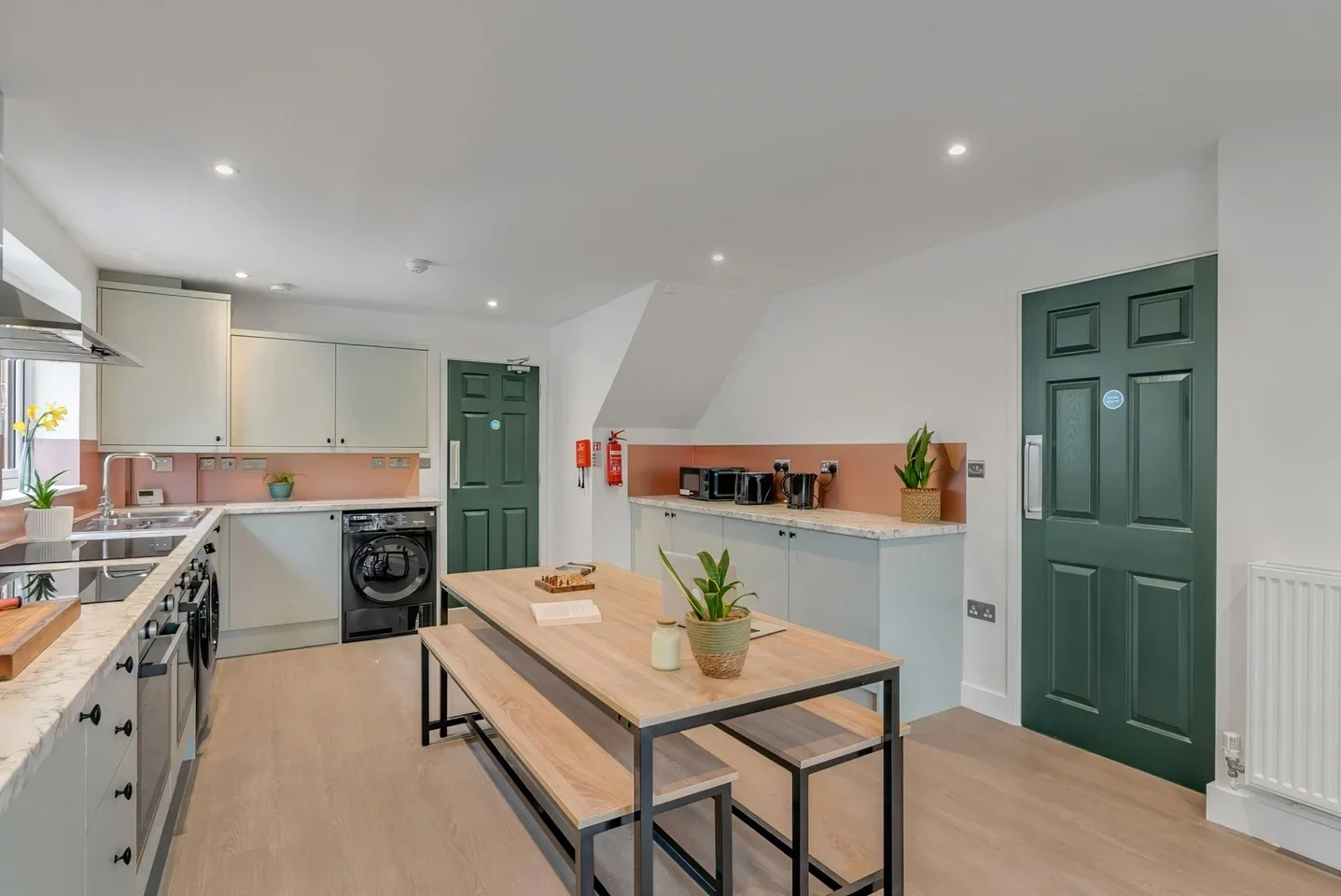 Room Garrick Green in Broadland
