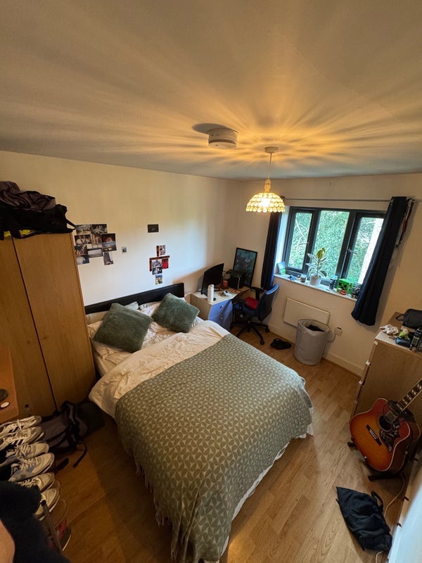 Room Mersey Road in Manchester