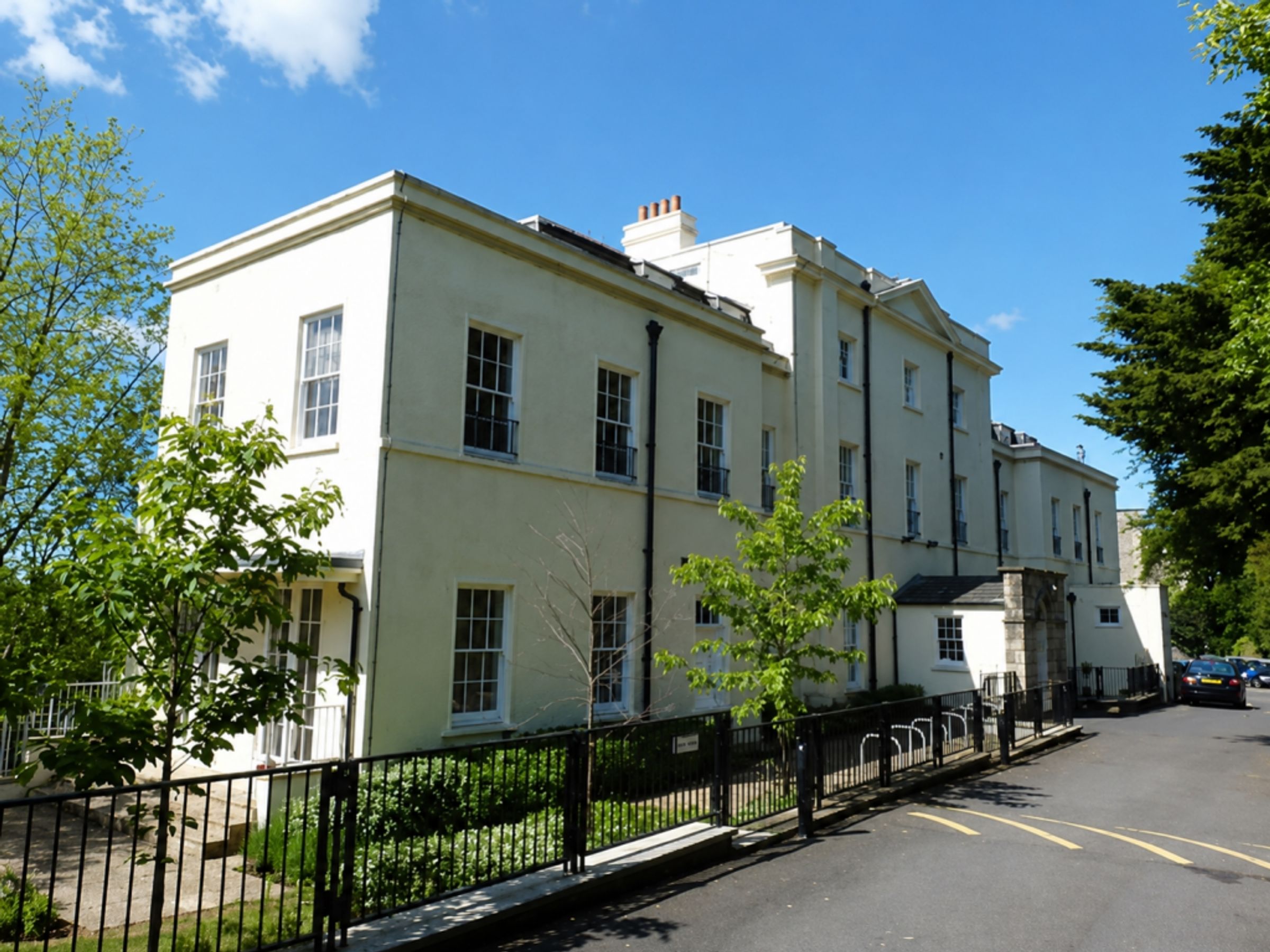 Flat Cornwallis Grove in Bristol
