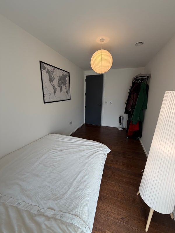 Room Gransden Avenue in Greater London