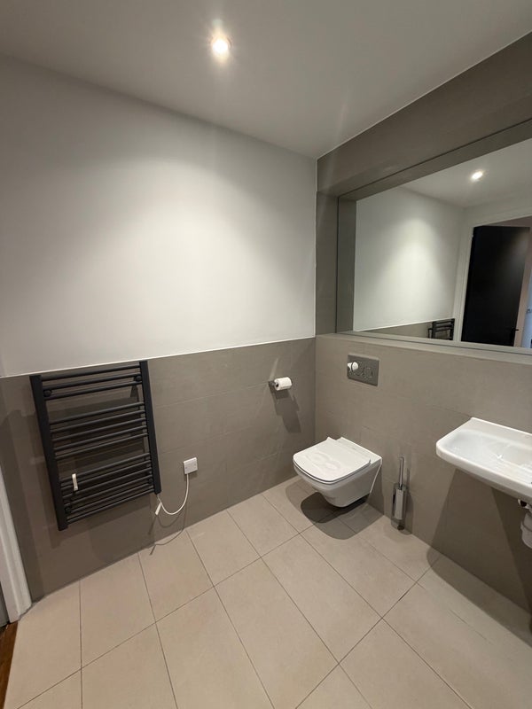 Room Gransden Avenue in Greater London