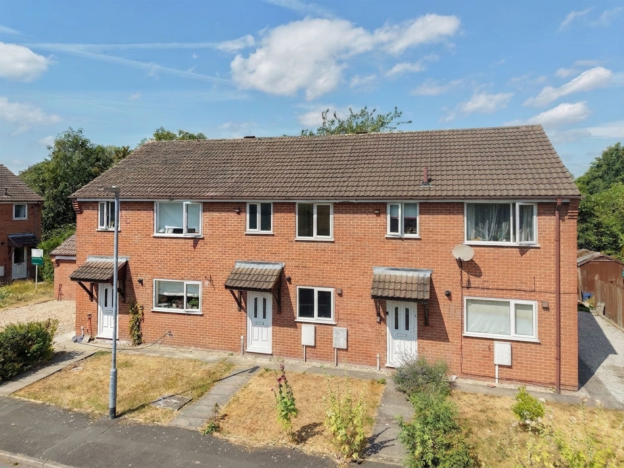 House Broadoaks Close in Chesterfield