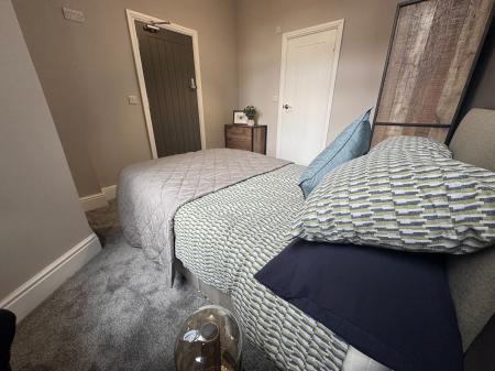 Room May Avenue in Stoke-on-Trent