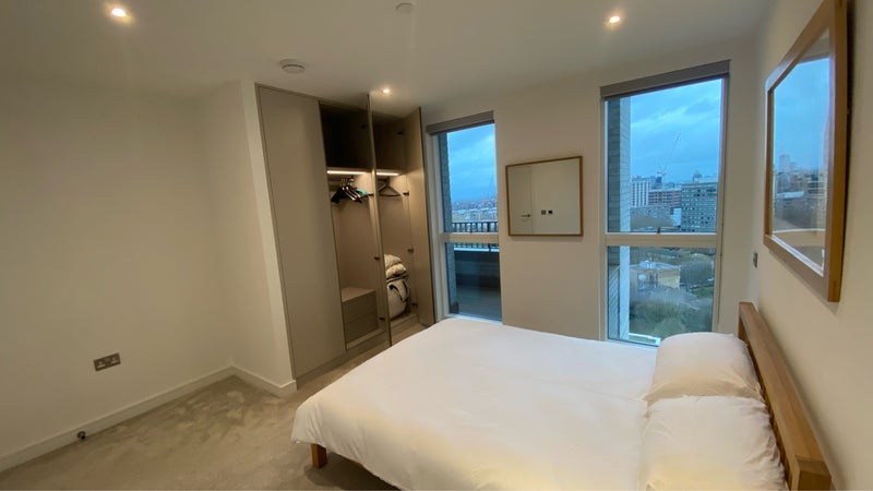 Room Grant Road in Greater London