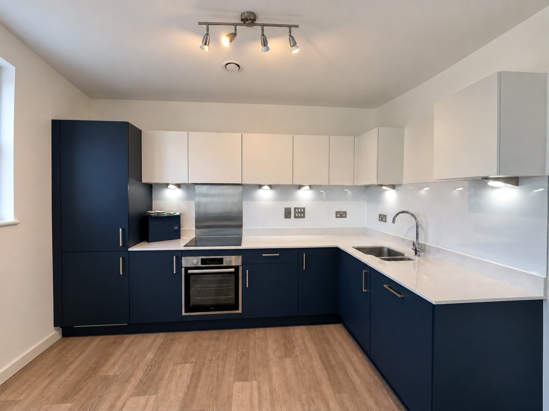 Flat Brightwells Yard in Waverley