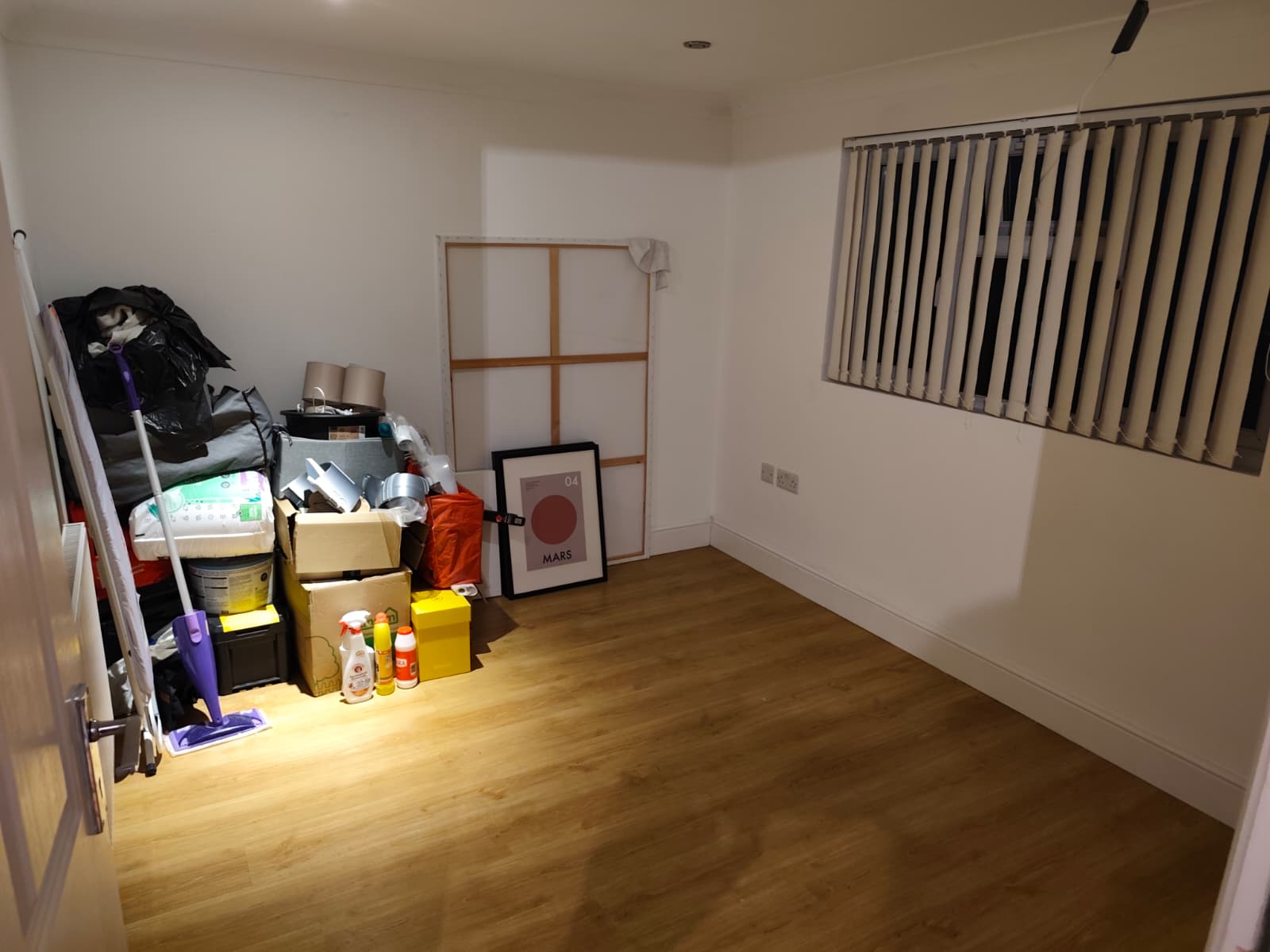 Flat Haslemere Road in Greater London