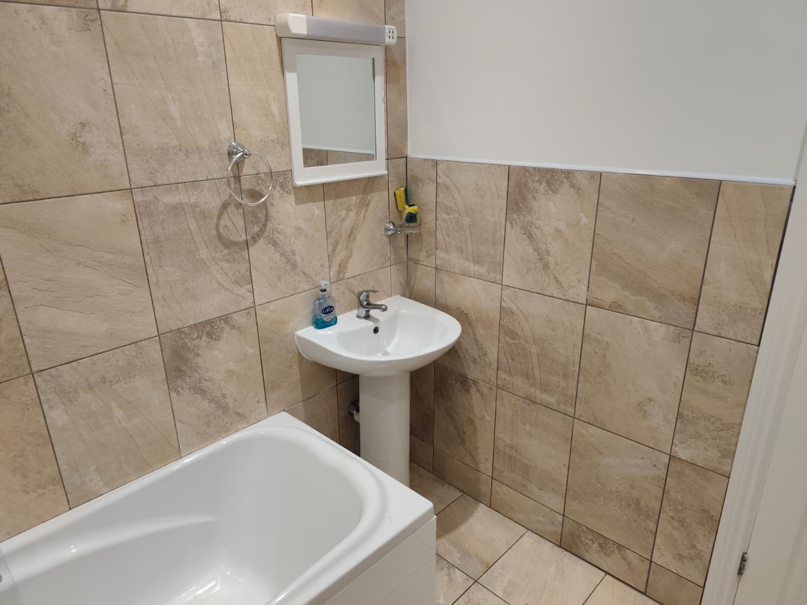 Flat Haslemere Road in Greater London