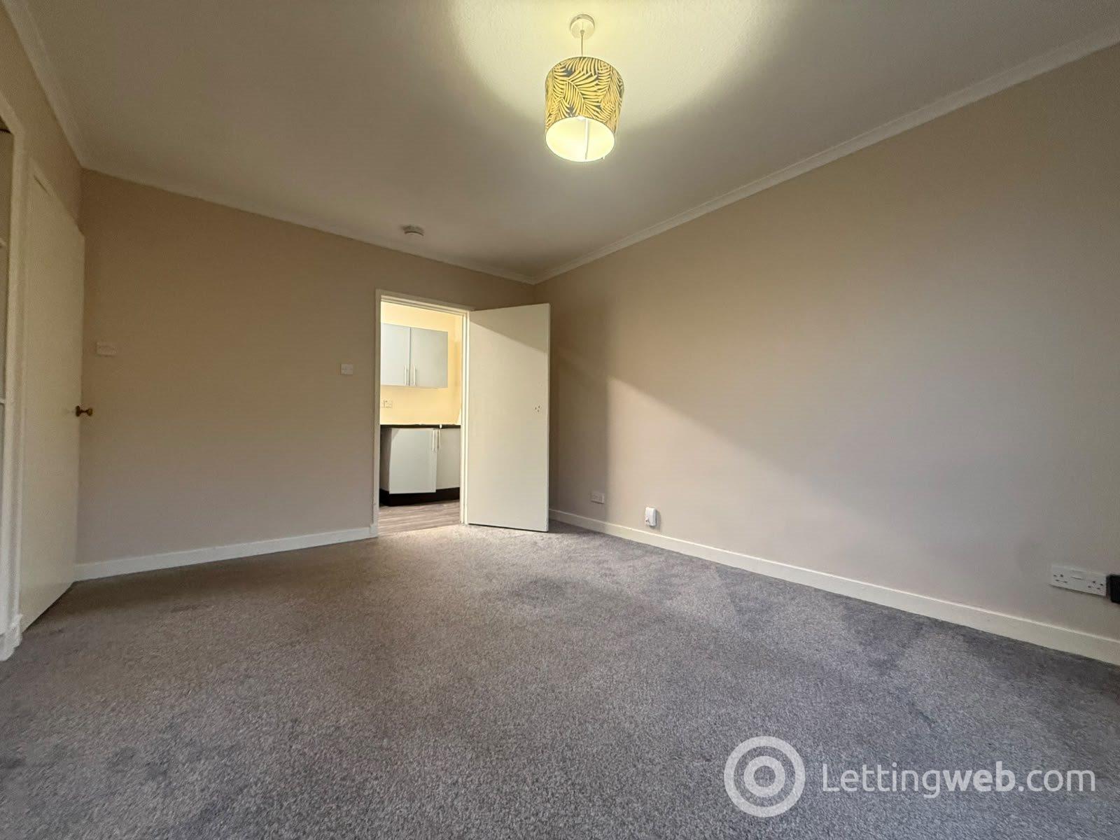 Flat Duncarse Road in Dundee