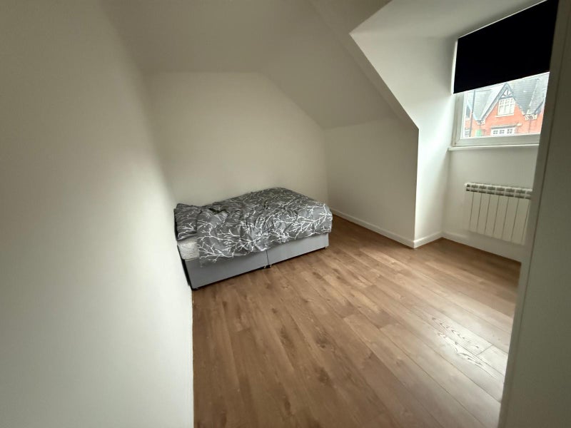 Flat Stratford Road in Birmingham