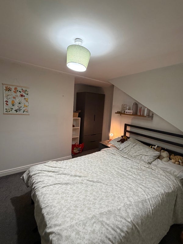 Room Welton Place in Leeds