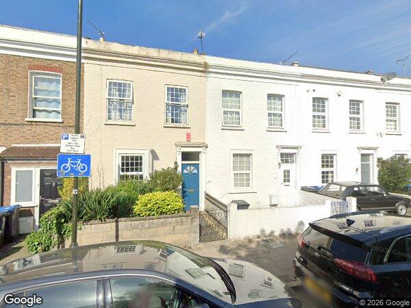 Flat Hartfield Crescent in Greater London