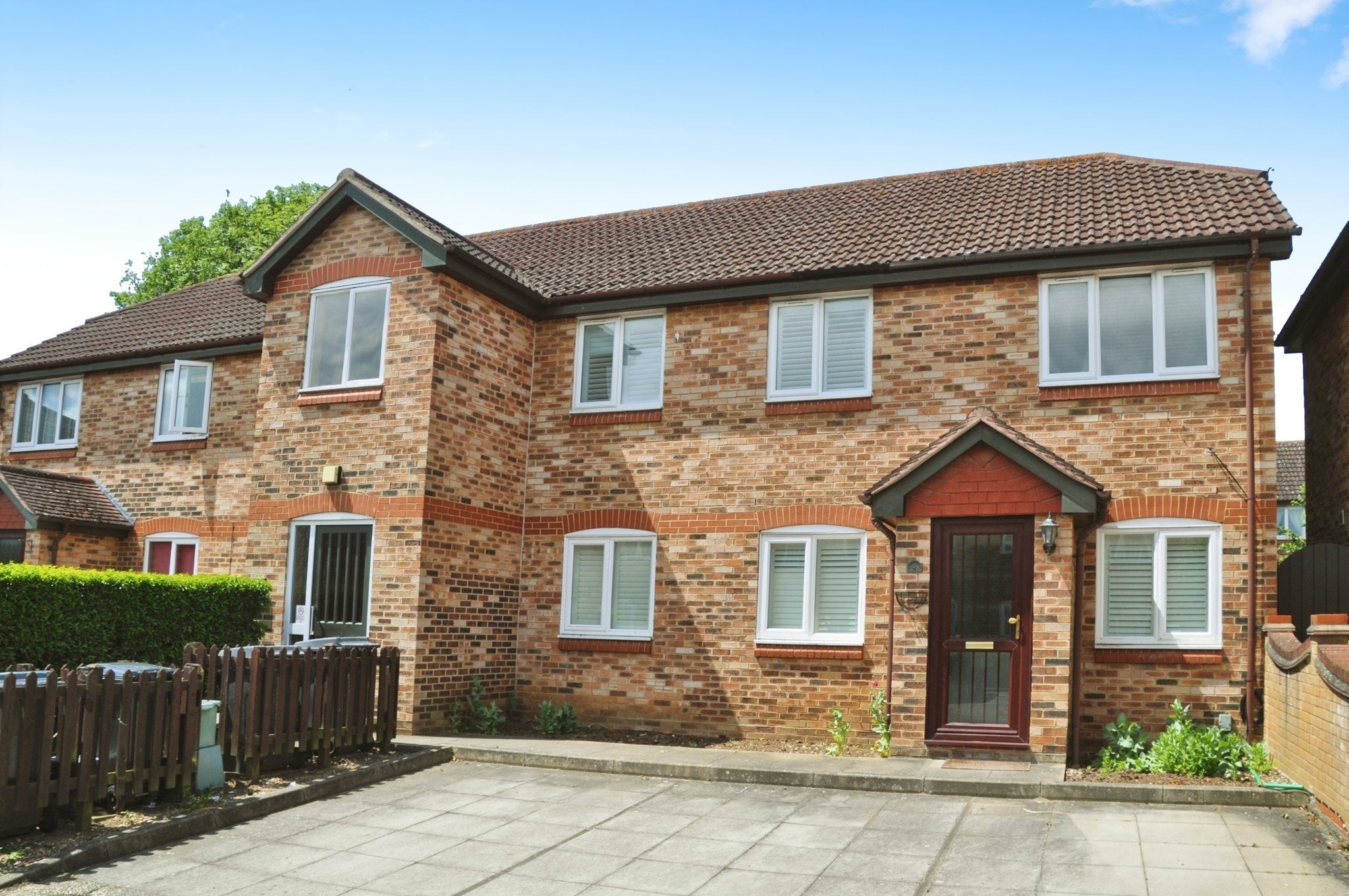 Flat Earlsfield Drive in Chelmsford