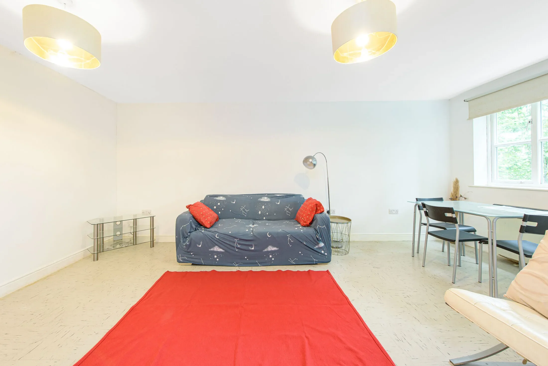 Flat Pickard Close in Greater London