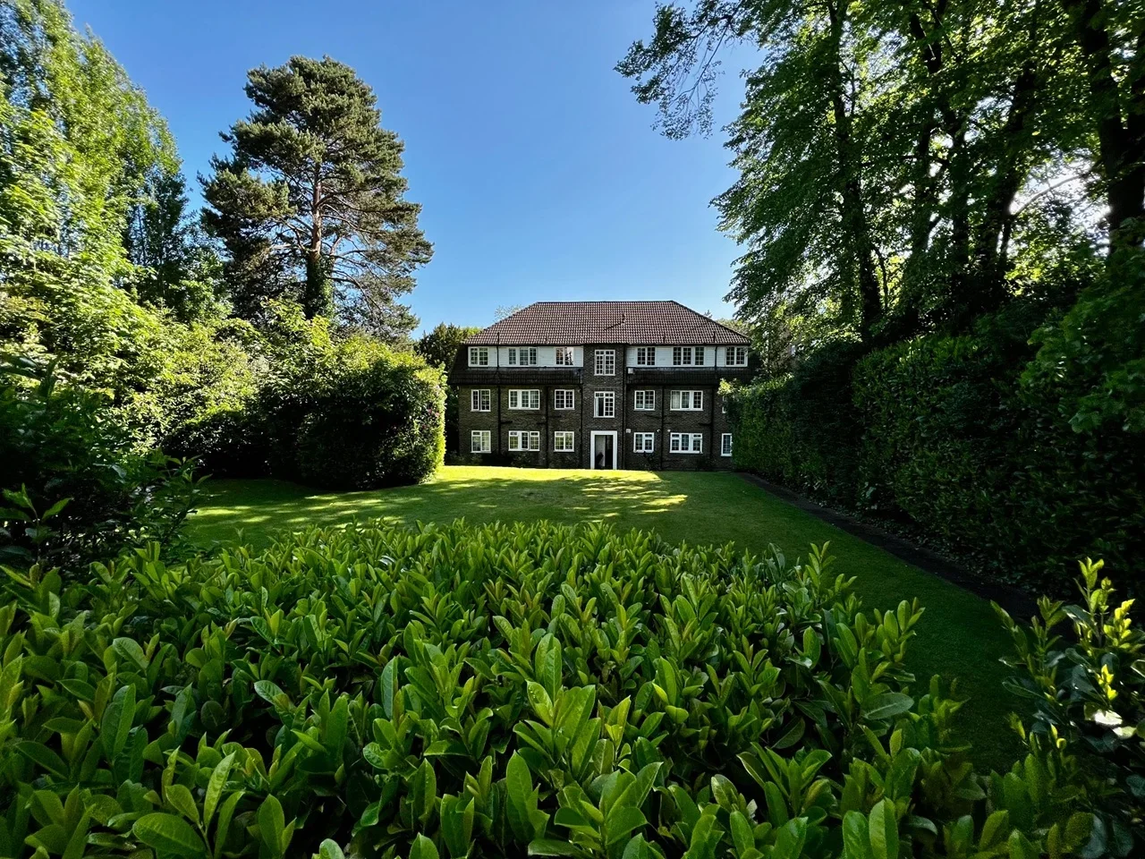 Flat Durham Road in Greater London