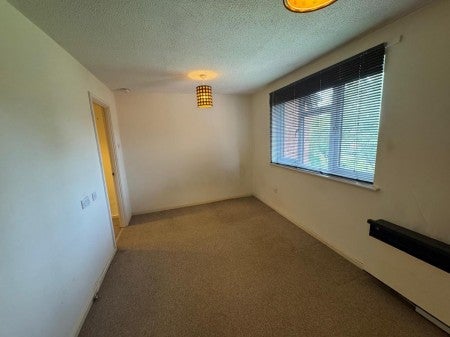 Flat Fledburgh Drive in Birmingham