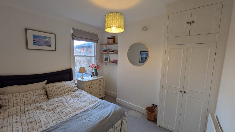 Room Steerforth Street in Greater London
