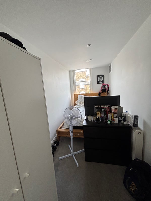 Room Evangelist Road in Greater London