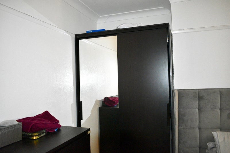 Room Grosvenor Road in Greater London