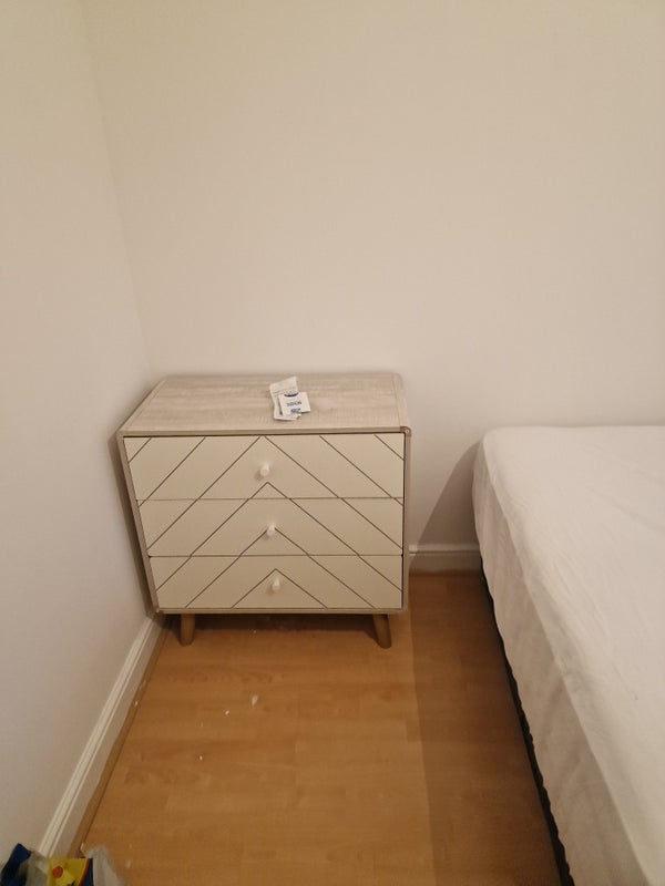 Room Star Lane in Greater London