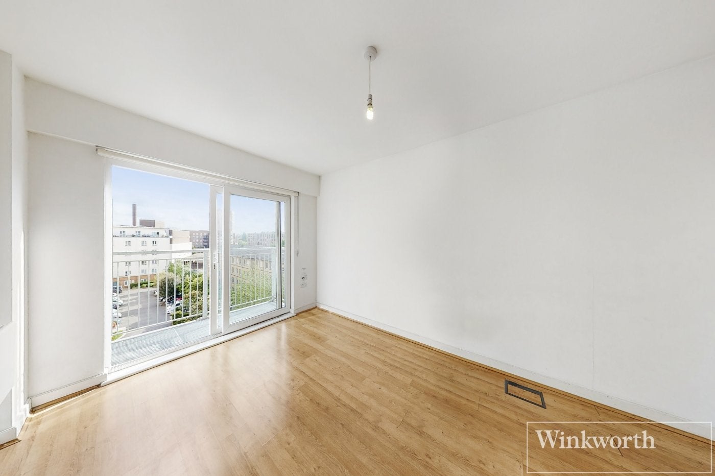 Flat Chancellor Place in Greater London