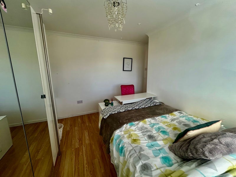 Room Trimble Close in Ingatestone