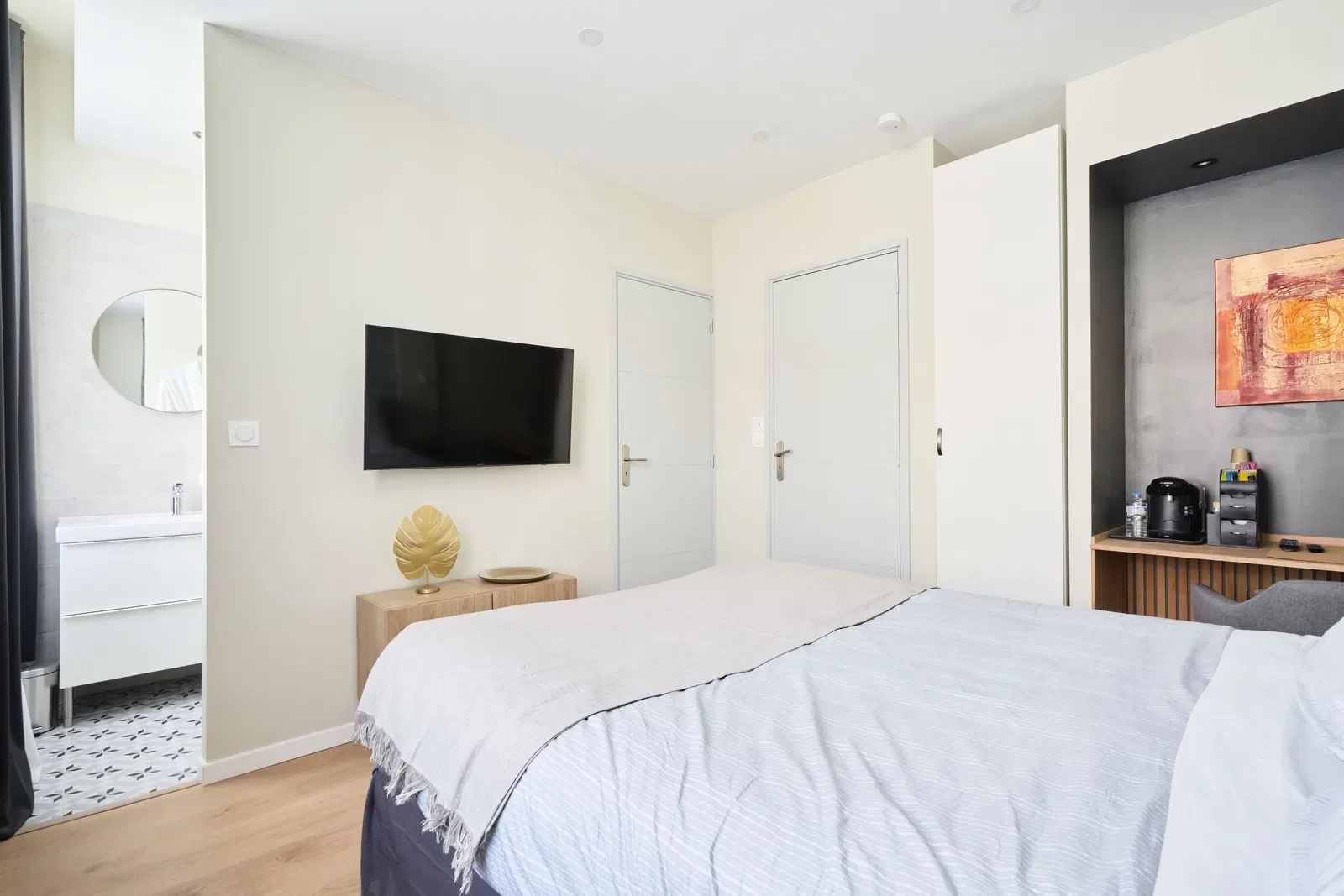 Room Rue Kleber in Croix