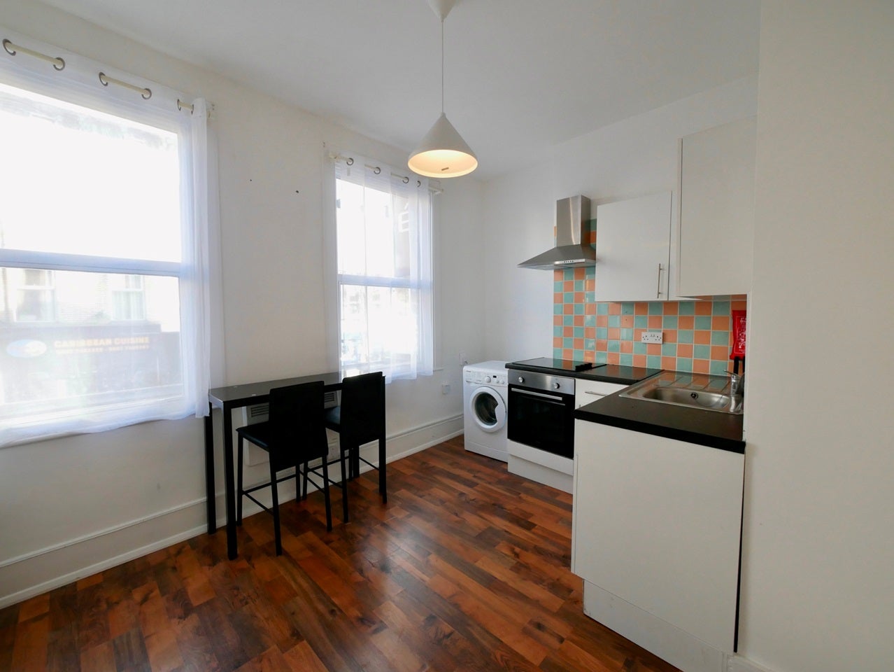 Flat Mayton Street in Greater London