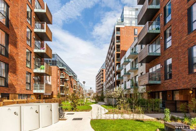 Flat Barry Blandford Way in Greater London