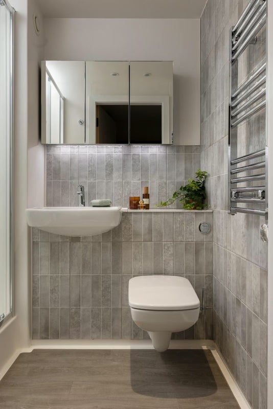 Flat Beaverbank Place in City of Edinburgh