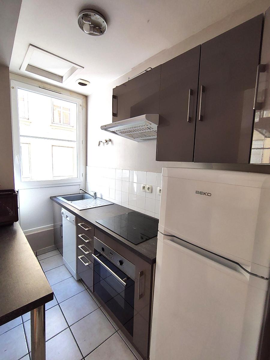 Appartement Place Jean Jaurès à Saint-Étienne